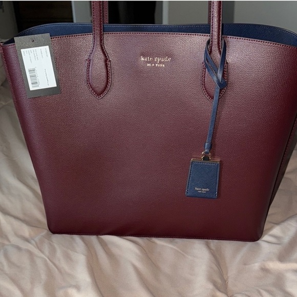 Accessories - Kate spade tote bag